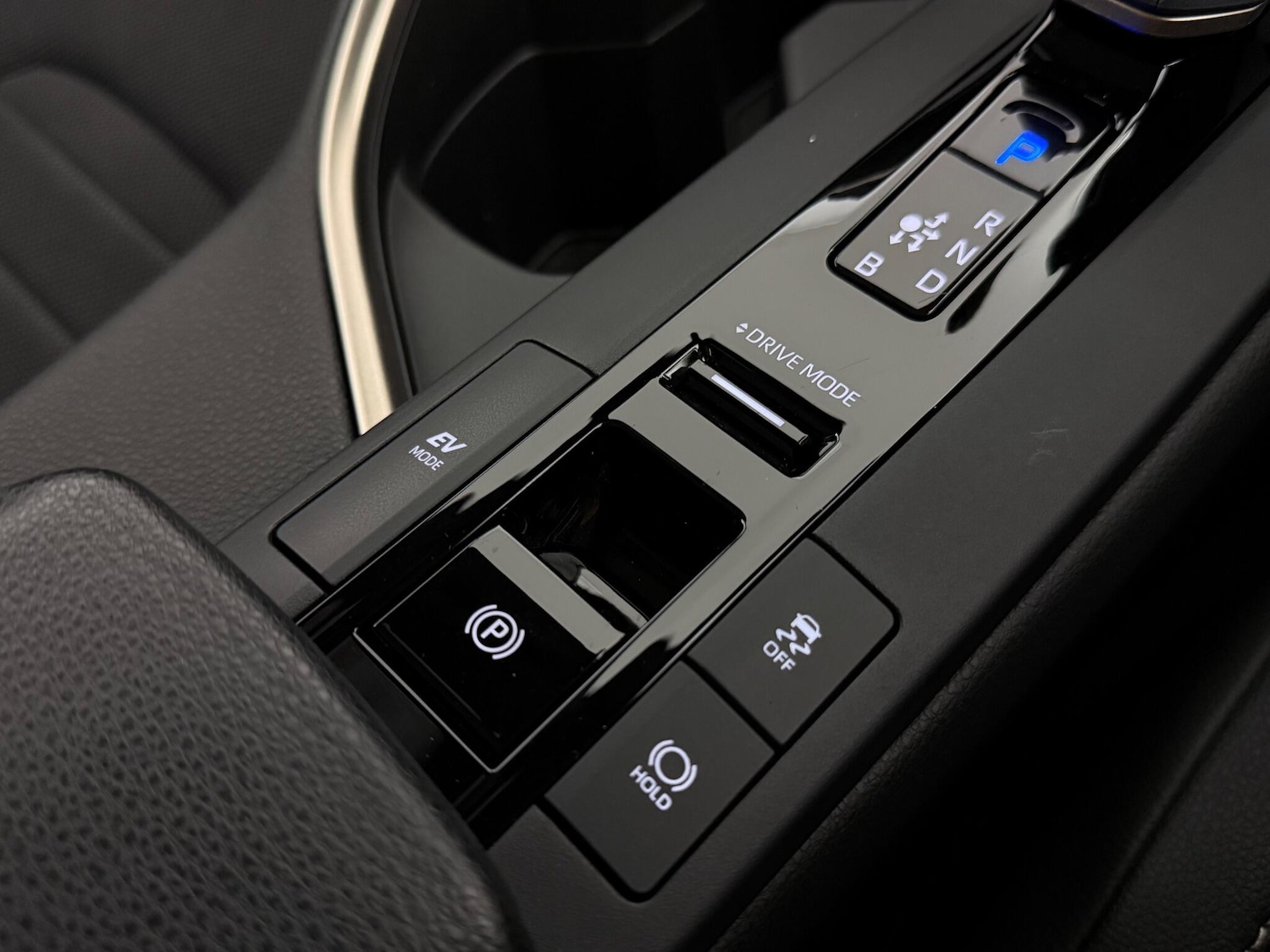 Used Toyota C-HR 2024 for sale - 76572769: Photo 37