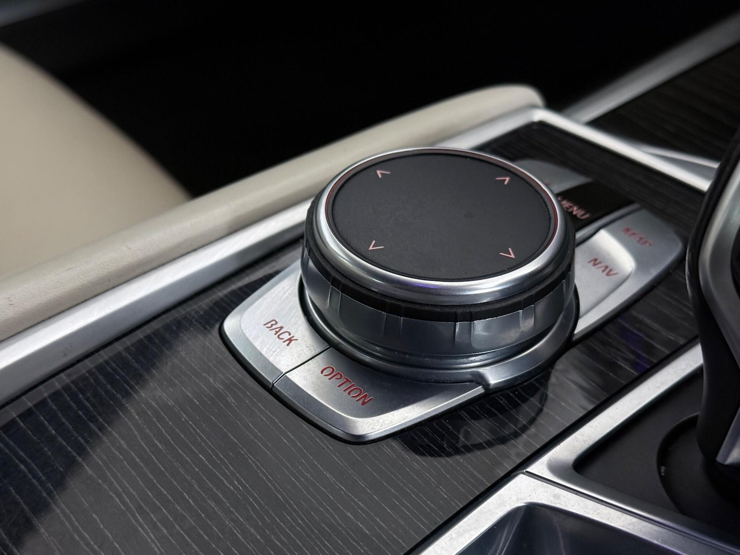 Used BMW 7 Series 2017 for sale - 77222321: Photo 34