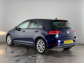 Used Volkswagen Golf 2019 for sale - 77790134: Photo