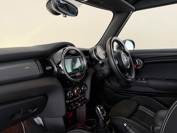 Used MINI Convertible 2018 for sale - 79497342: Photo