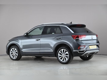 Used Volkswagen T-Roc 2023 for sale - 78205567: Photo