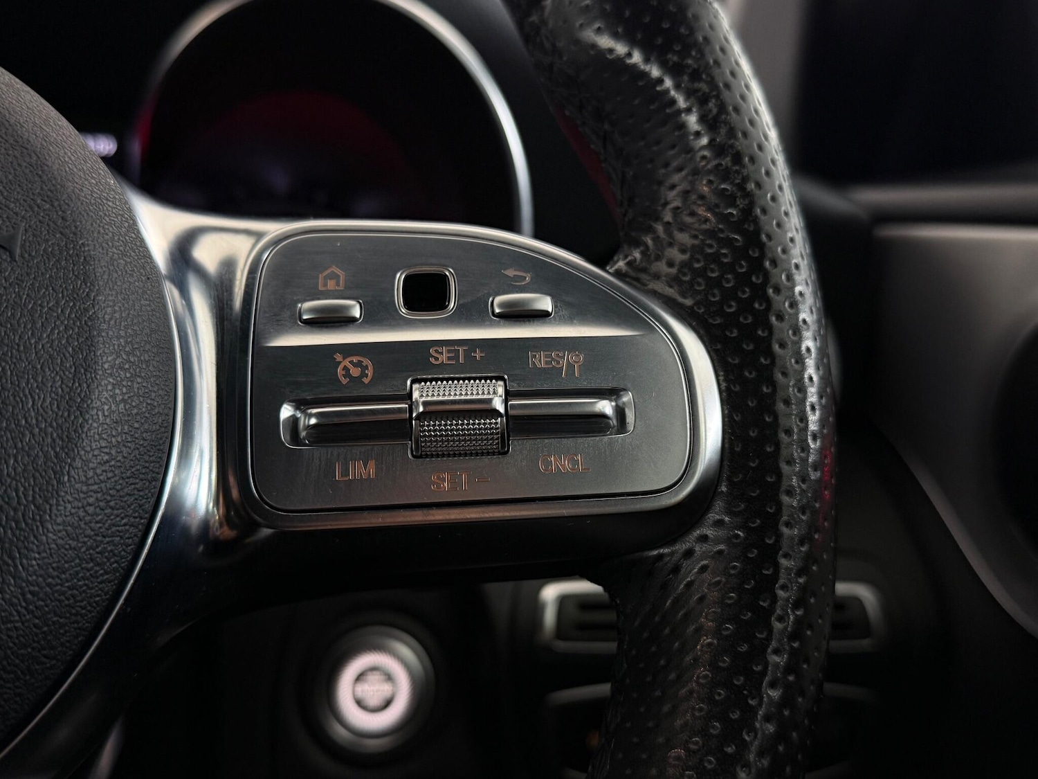 Used Mercedes-Benz C Class 2018 for sale - 77315520: Photo 25