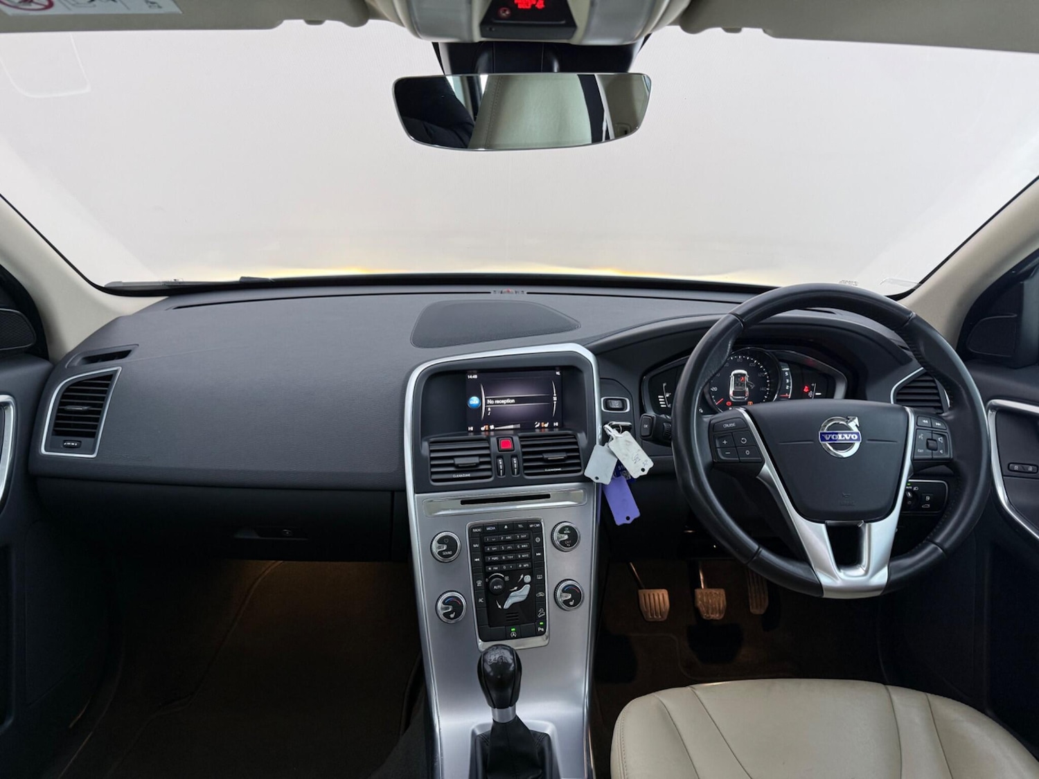 Used Volvo XC60 2017 for sale - 78185855: Photo 17