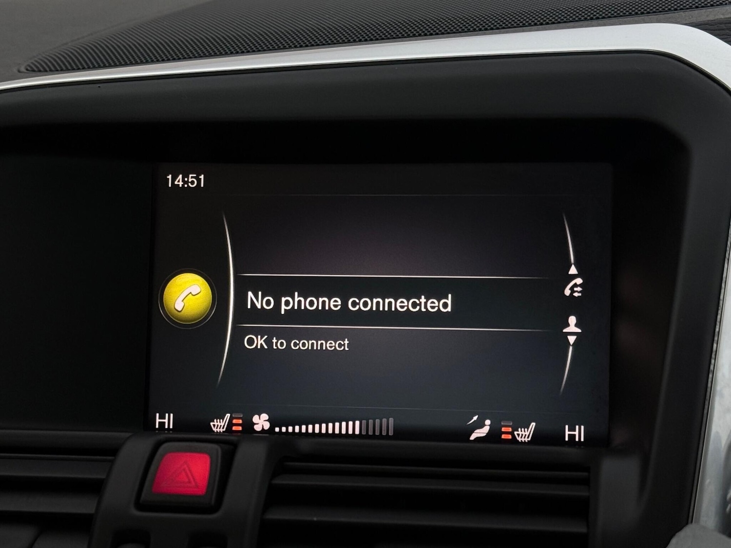 Used Volvo XC60 2017 for sale - 78185855: Photo 28