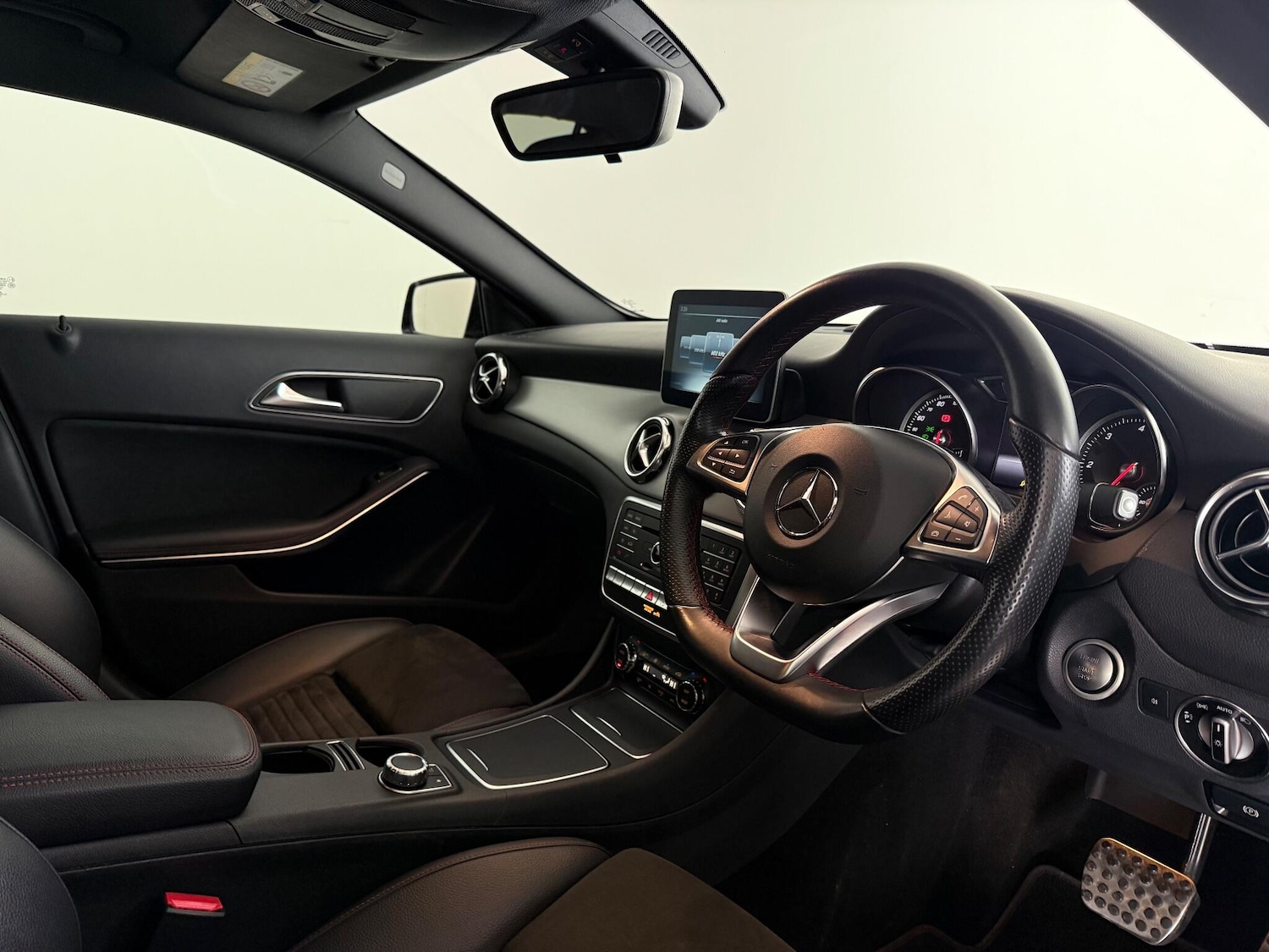 Used Mercedes-Benz GLA 2017 for sale - 77246504: Photo 11