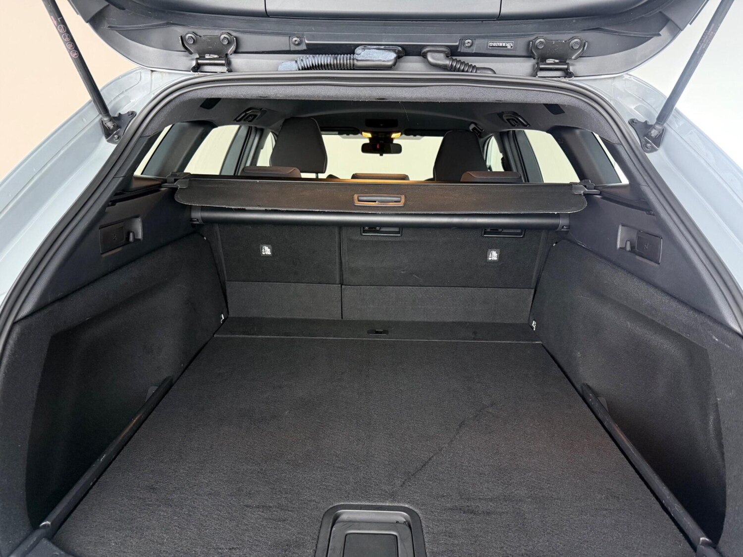 Used Toyota Corolla 2023 for sale - 78020566: Photo 8