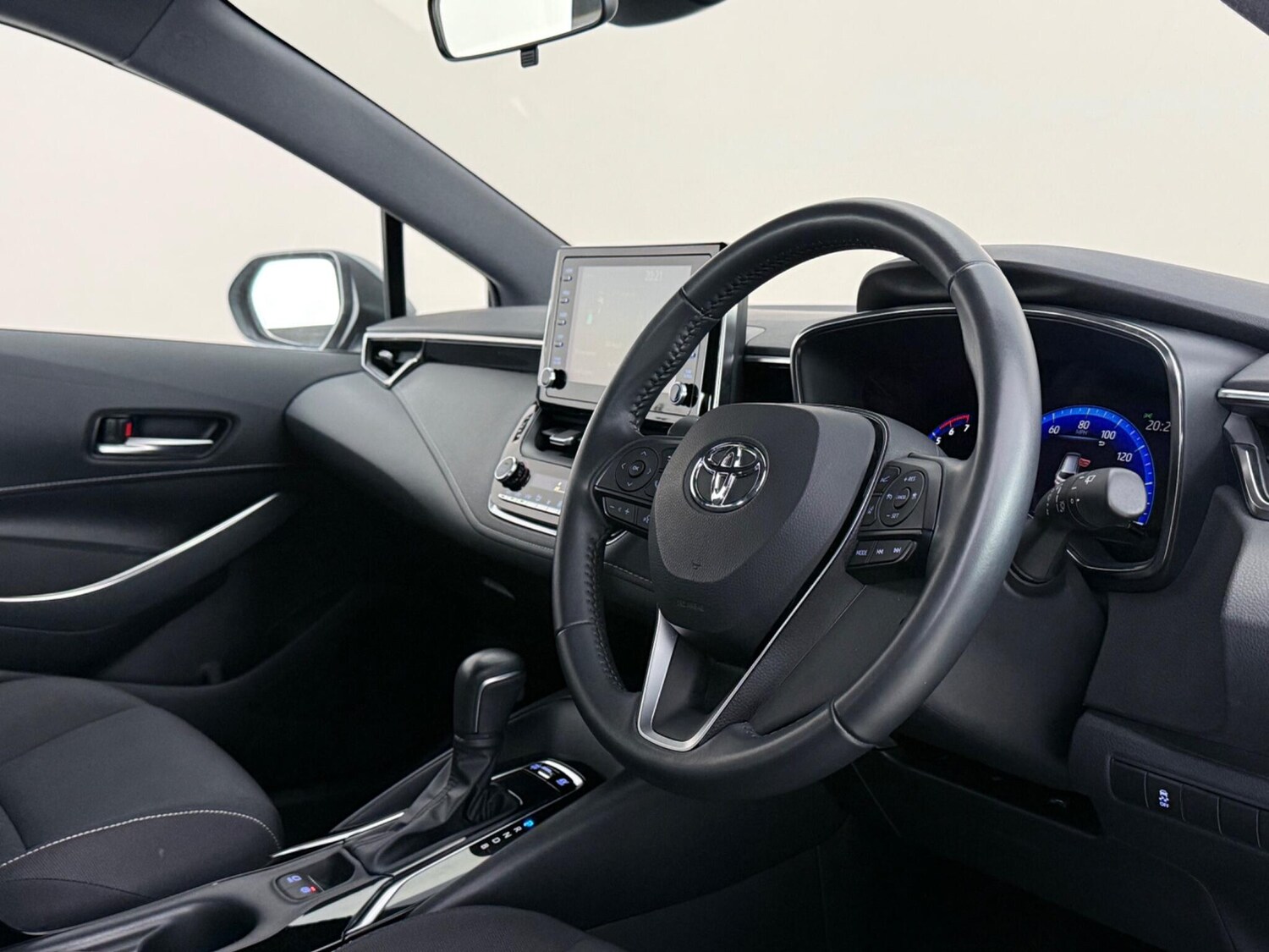 Used Toyota Corolla 2023 for sale - 78020566: Photo 9