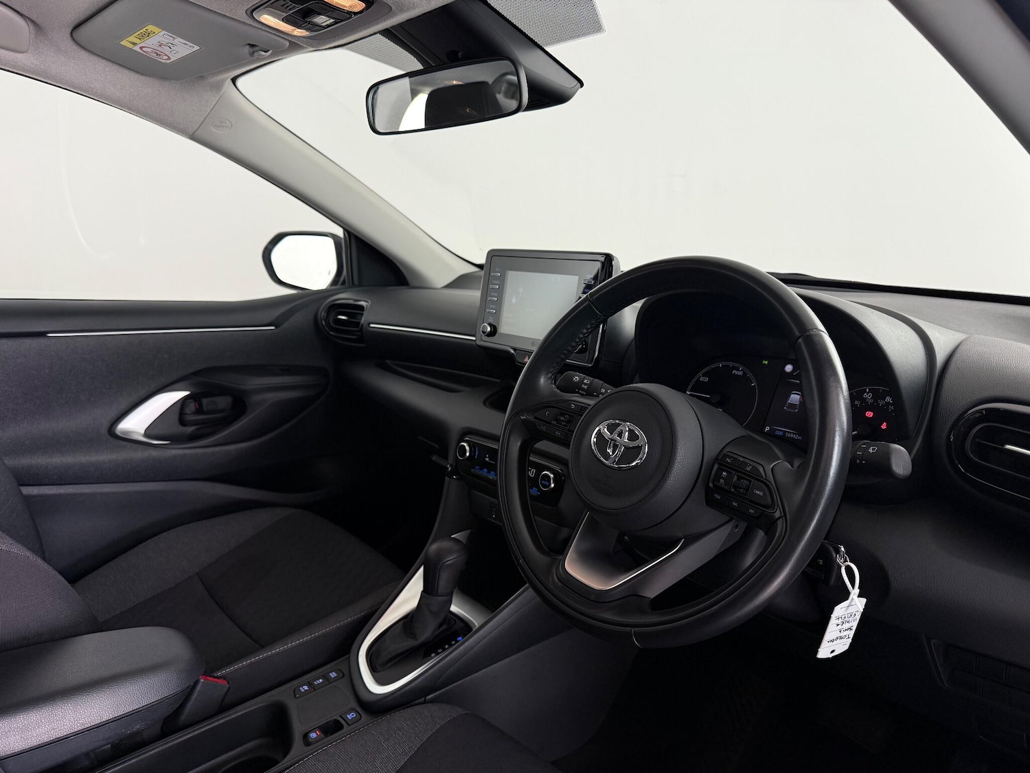 Used Toyota Yaris for sale - 76499912: Photo 15