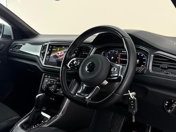 Used Volkswagen T-Roc 2021 for sale - 79615824: Photo