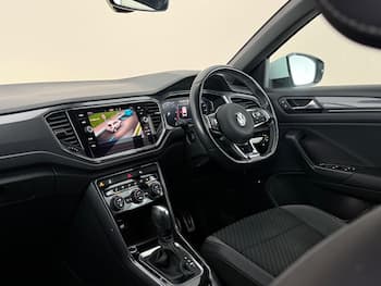 Used Volkswagen T-Roc 2021 for sale - 79615824: Photo