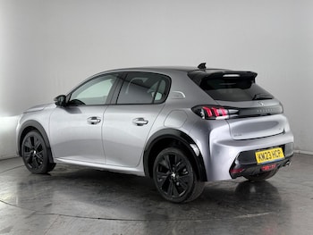 Used Peugeot 208 2023 for sale - 76216888: Photo