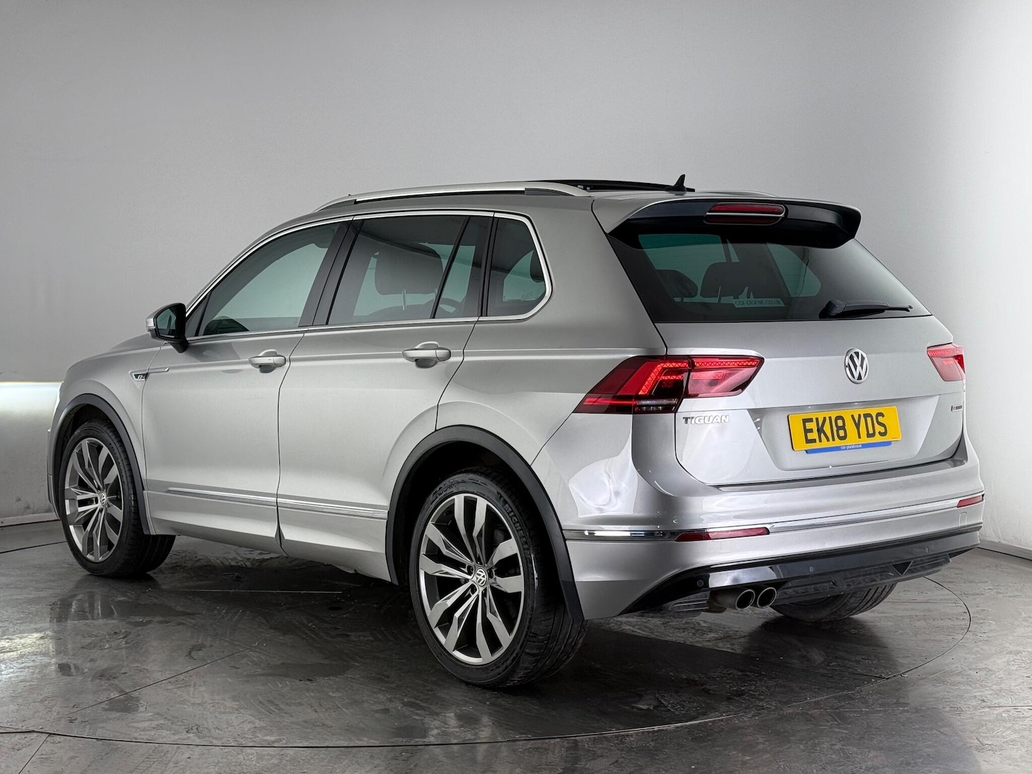 Used Volkswagen Tiguan 2018 for sale - 77246225: Photo 4