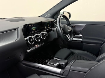 Used Mercedes-Benz GLA 2021 for sale - 79441955: Photo