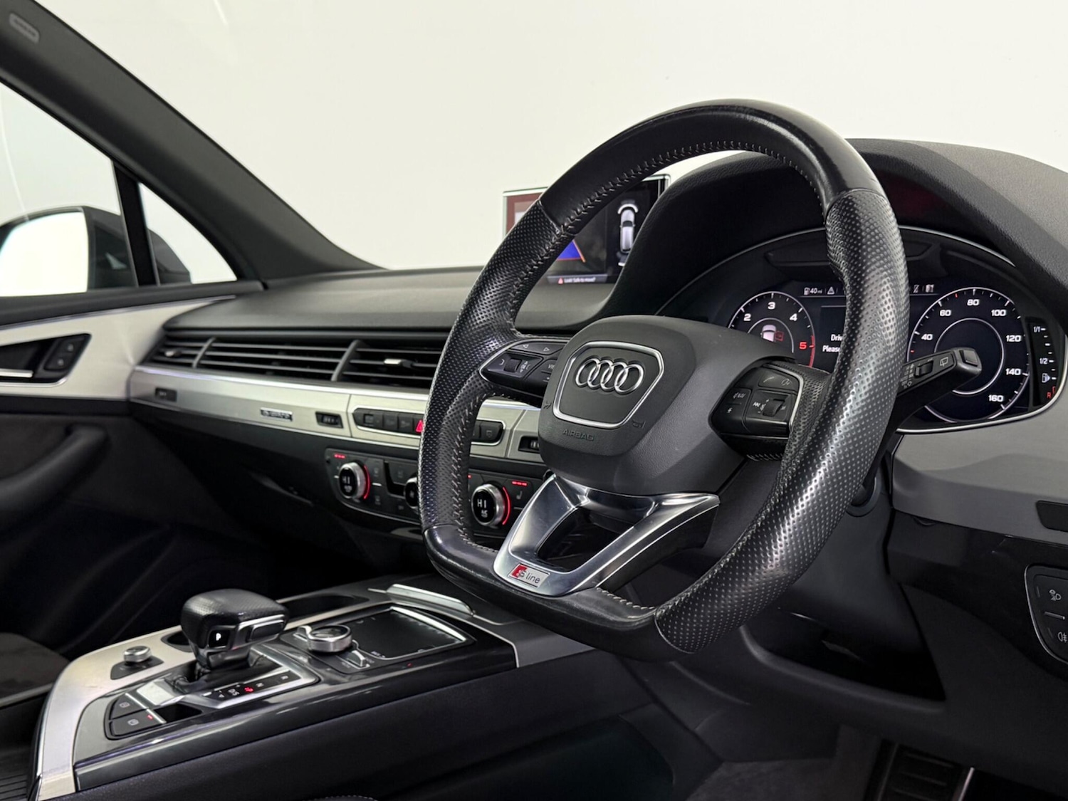 Used Audi Q7 2018 for sale - 77613112: Photo 16