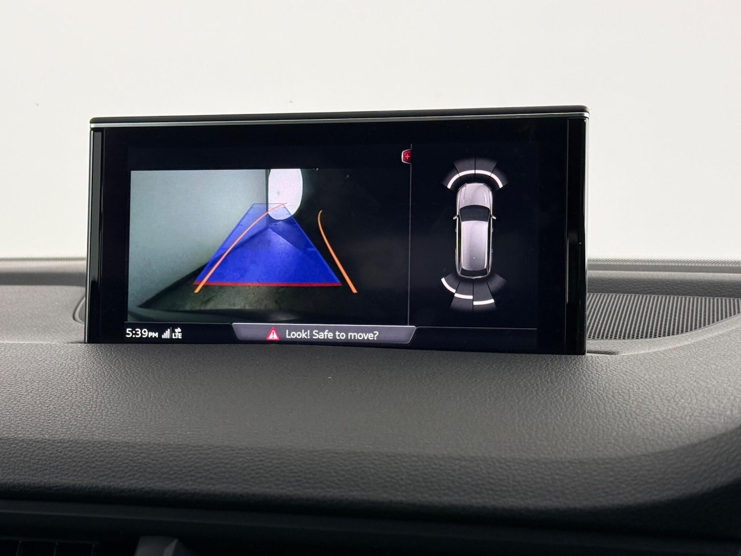 Used Audi Q7 2018 for sale - 77613112: Photo 23