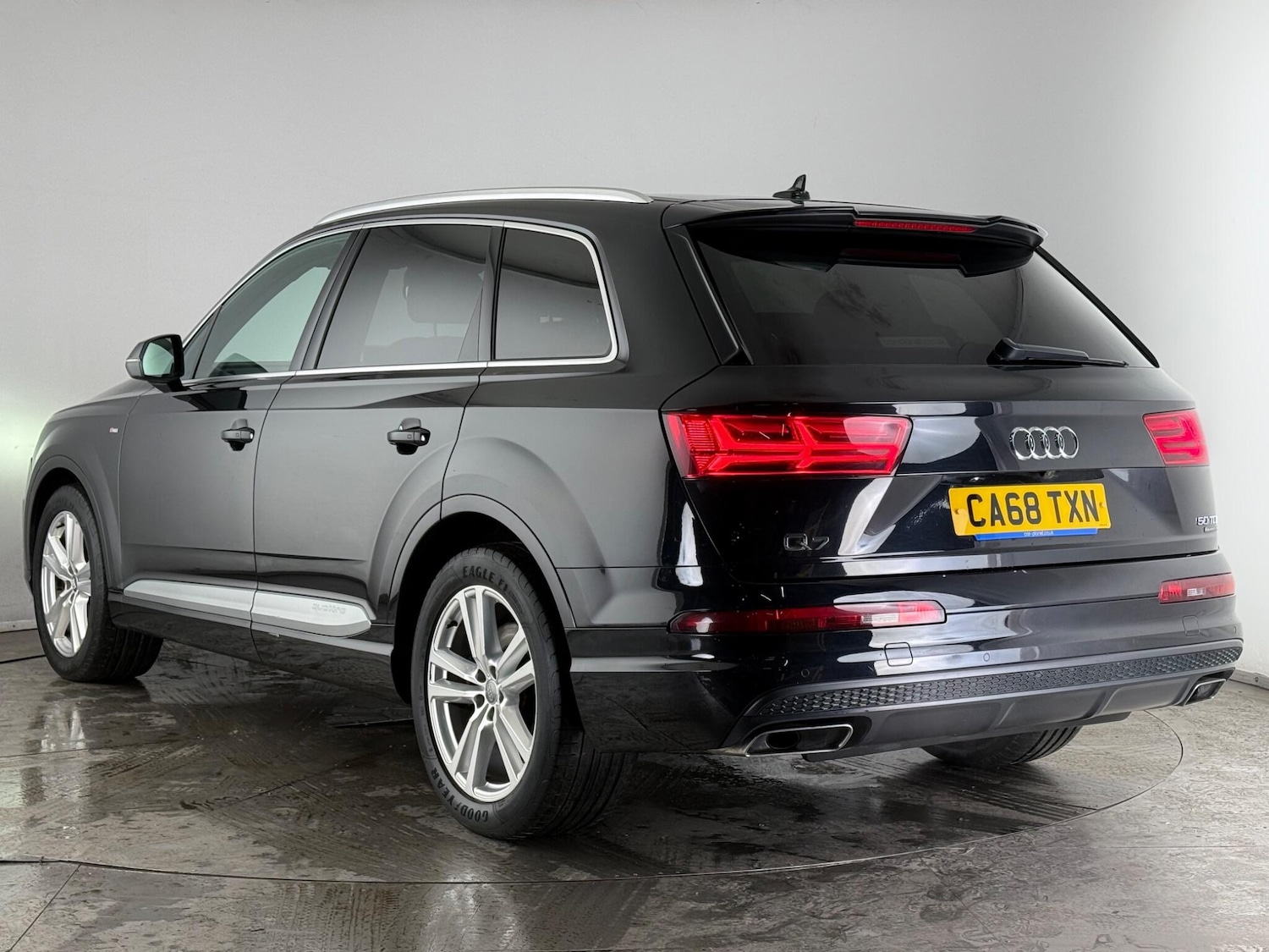 Used Audi Q7 2018 for sale - 77613112: Photo 4