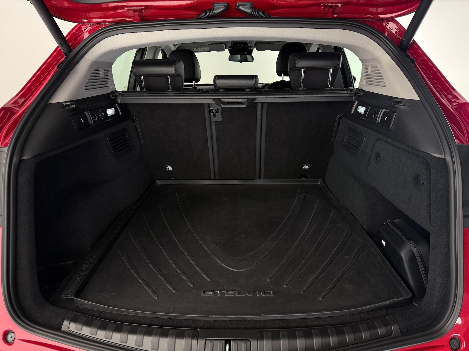 Used Alfa Romeo Stelvio 2019 for sale - 77181335: Photo 9