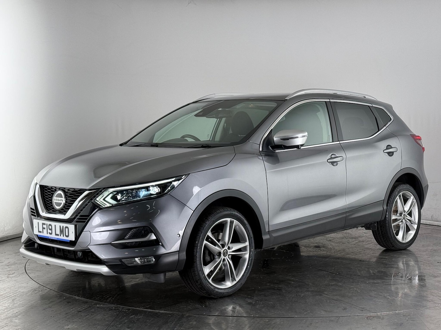 Used Nissan Qashqai 2019 for sale - 77244097: Photo 2