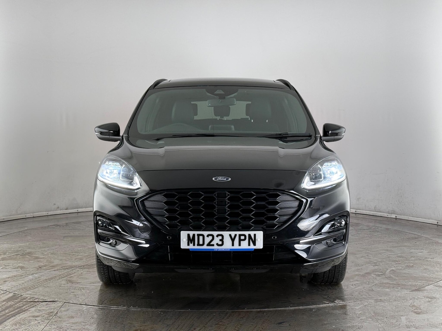 Used Ford Kuga 2023 for sale - 77181238: Photo 2