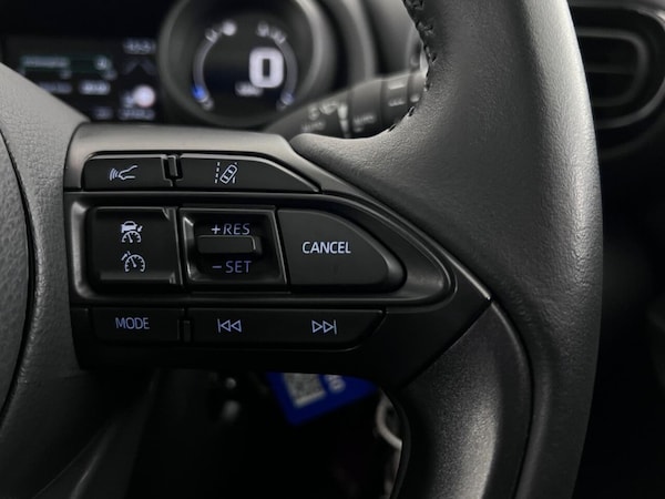 Used Toyota Yaris 2023 for sale - 75727519: Photo 24