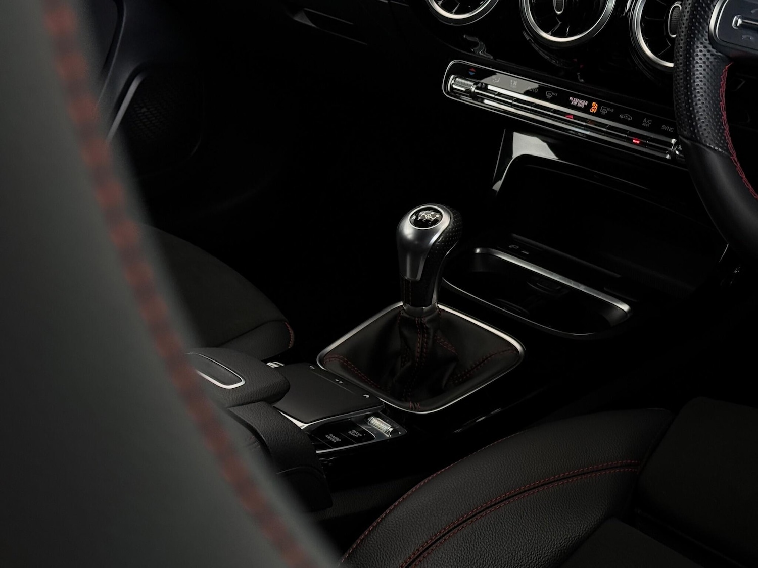 Used Mercedes-Benz A-Class 2019 for sale - 76468128: Photo 41