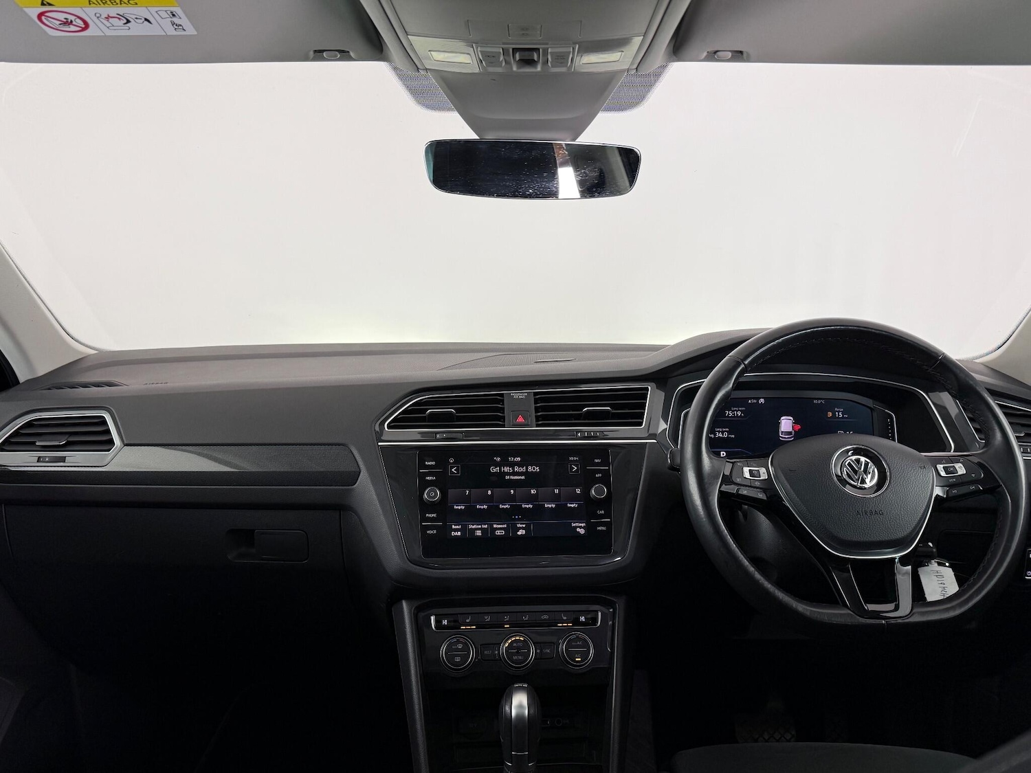 Used Volkswagen Tiguan 2019 for sale - 76468609: Photo 22