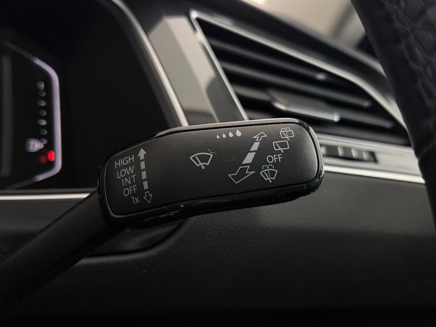 Used Volkswagen Tiguan 2019 for sale - 76468609: Photo 27