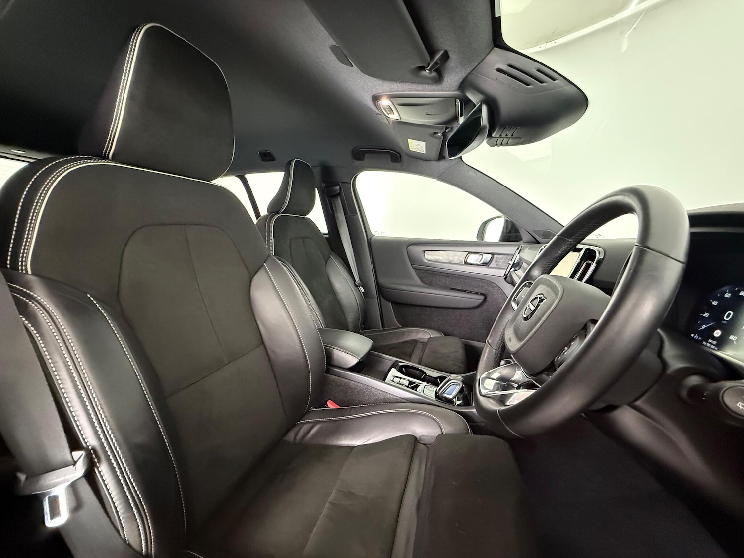 Used Volvo XC40 2021 for sale - 77221762: Photo 13