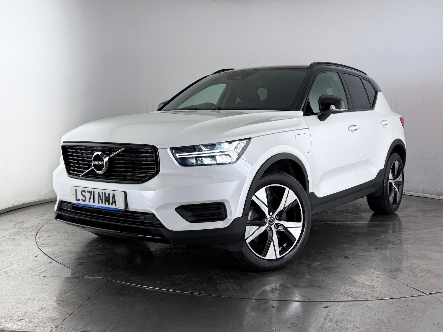 Used Volvo XC40 2021 for sale - 77221762: Photo 34