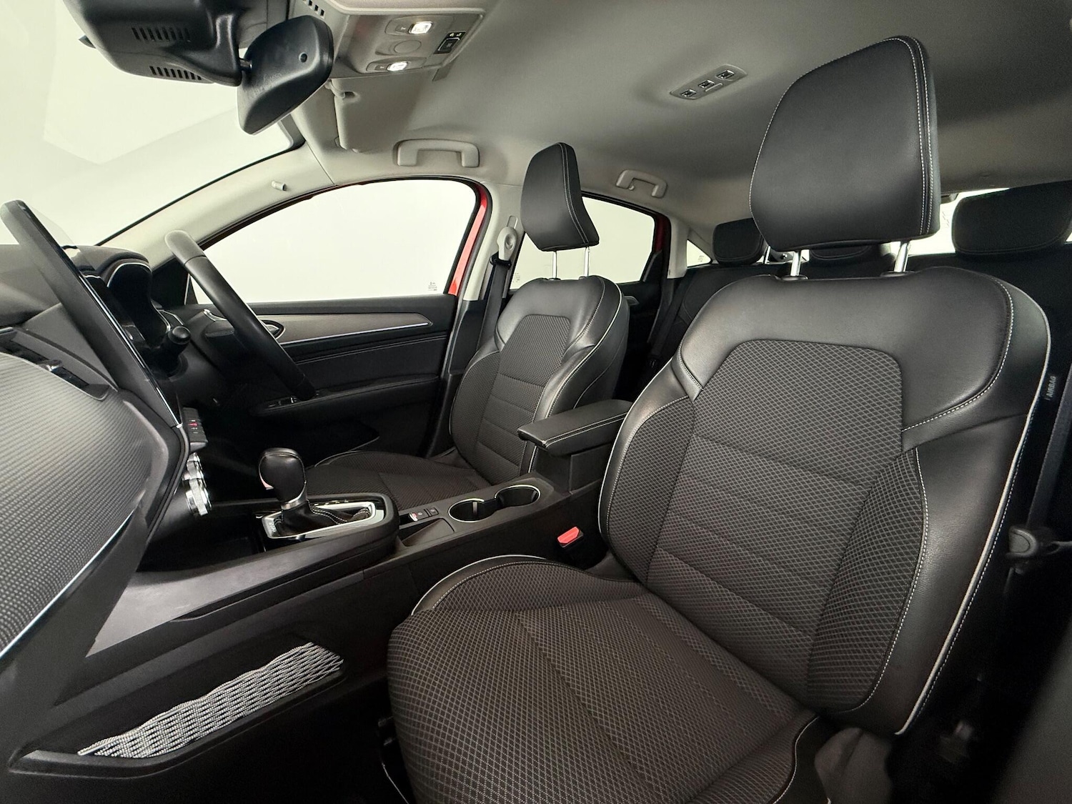 Used Renault Arkana 2022 for sale - 77217209: Photo 10