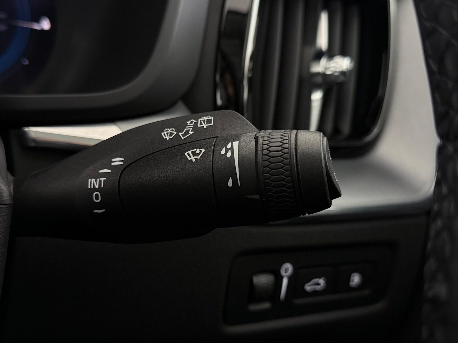 Used Volvo XC60 2021 for sale - 76484386: Photo 29