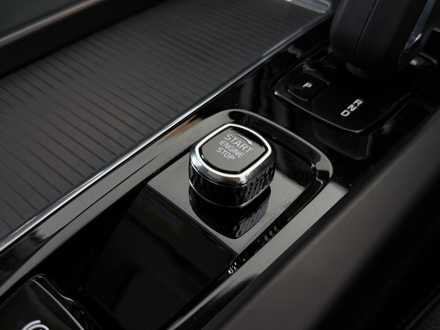 Used Volvo XC60 2021 for sale - 76484386: Photo 44