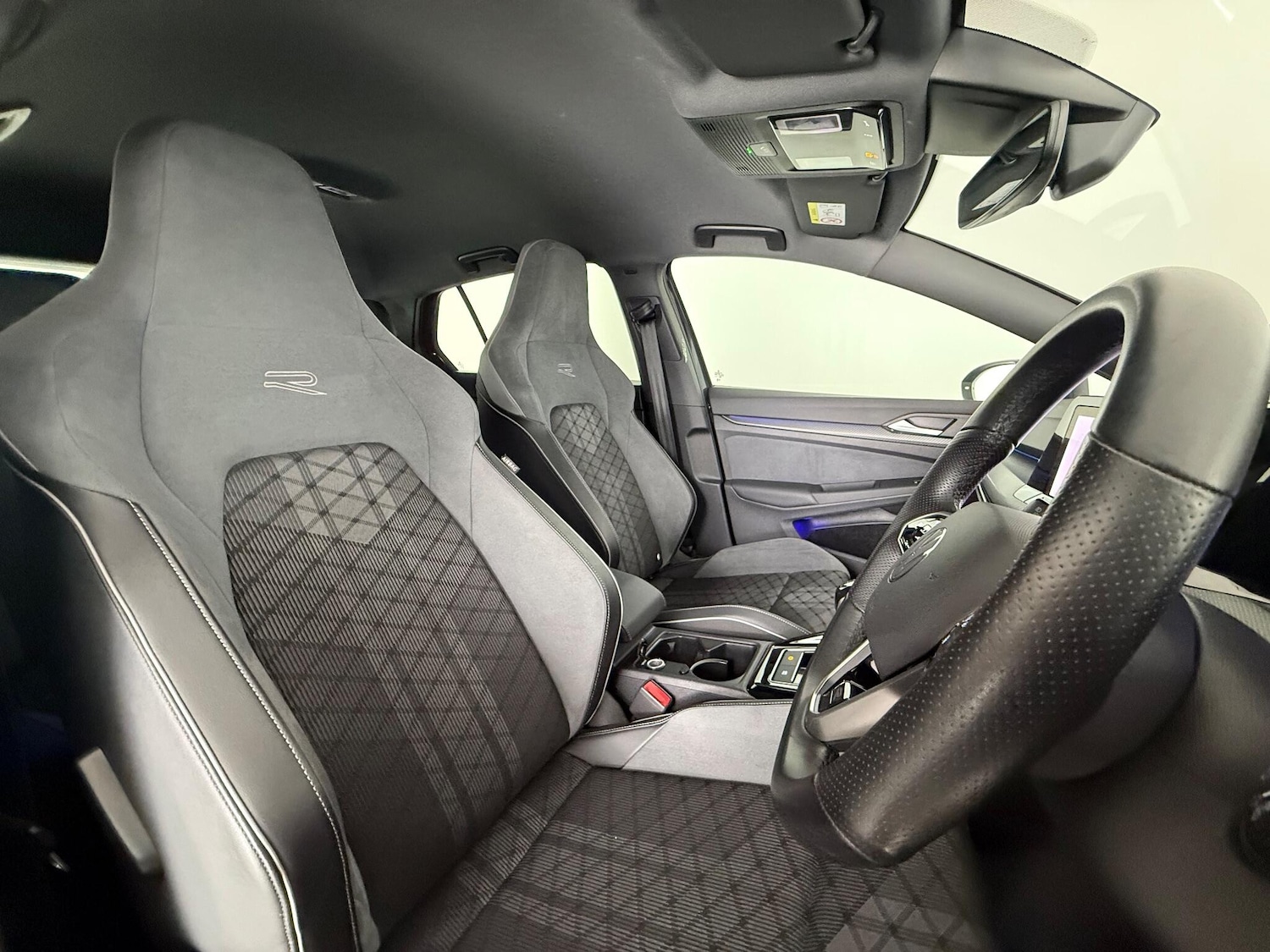 Used Volkswagen Golf 2024 for sale - 77181163: Photo 12