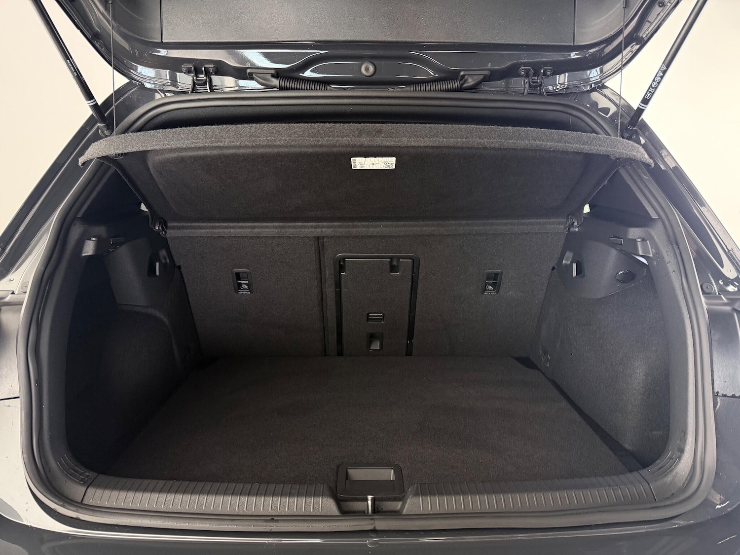 Used Volkswagen Golf 2024 for sale - 77181163: Photo 9