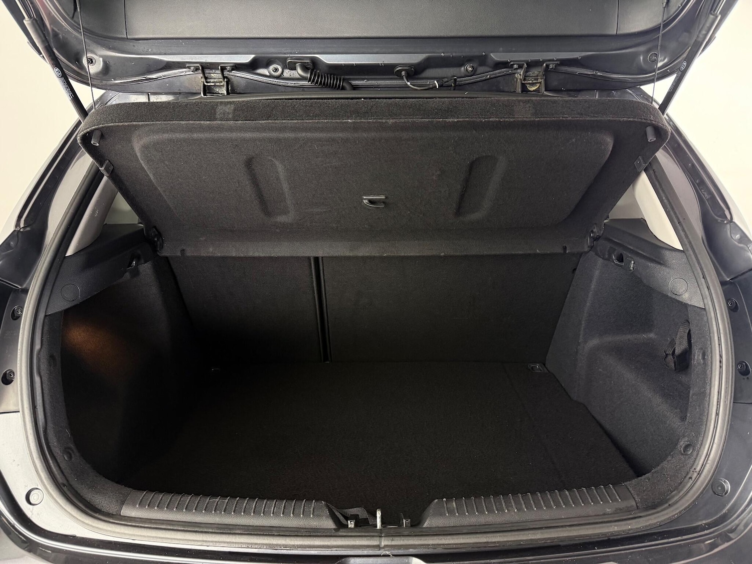 Used Kia Ceed 2017 for sale - 76468553: Photo 10