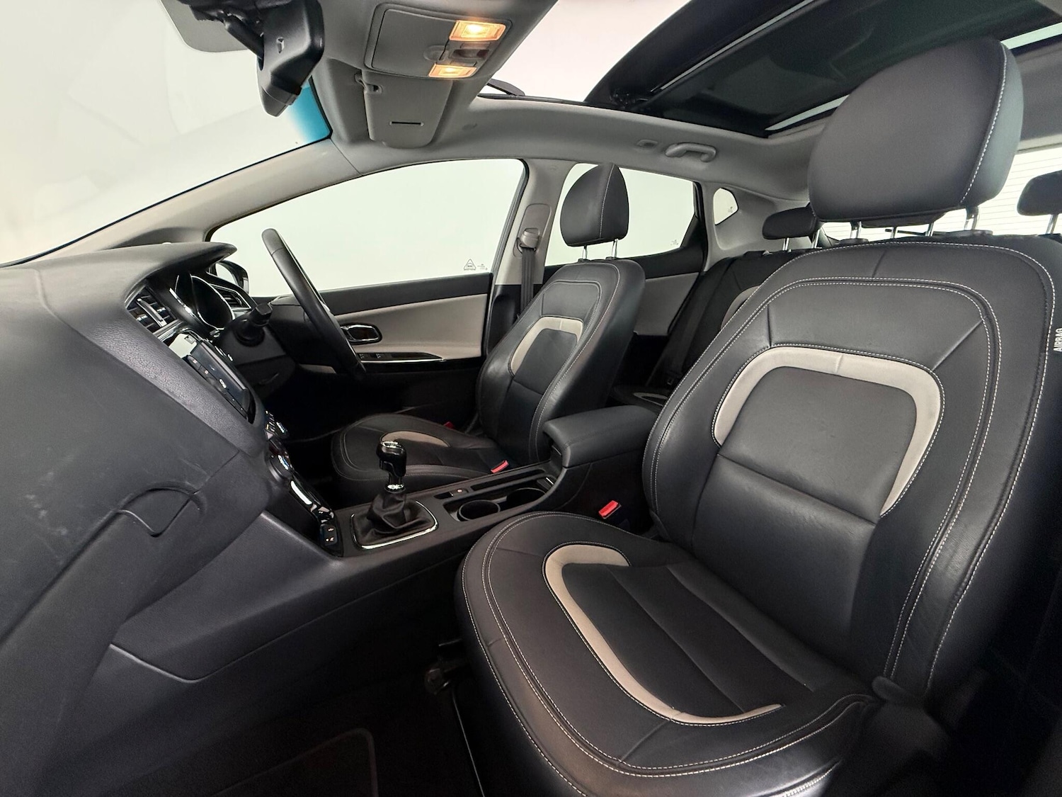 Used Kia Ceed 2017 for sale - 76468553: Photo 17