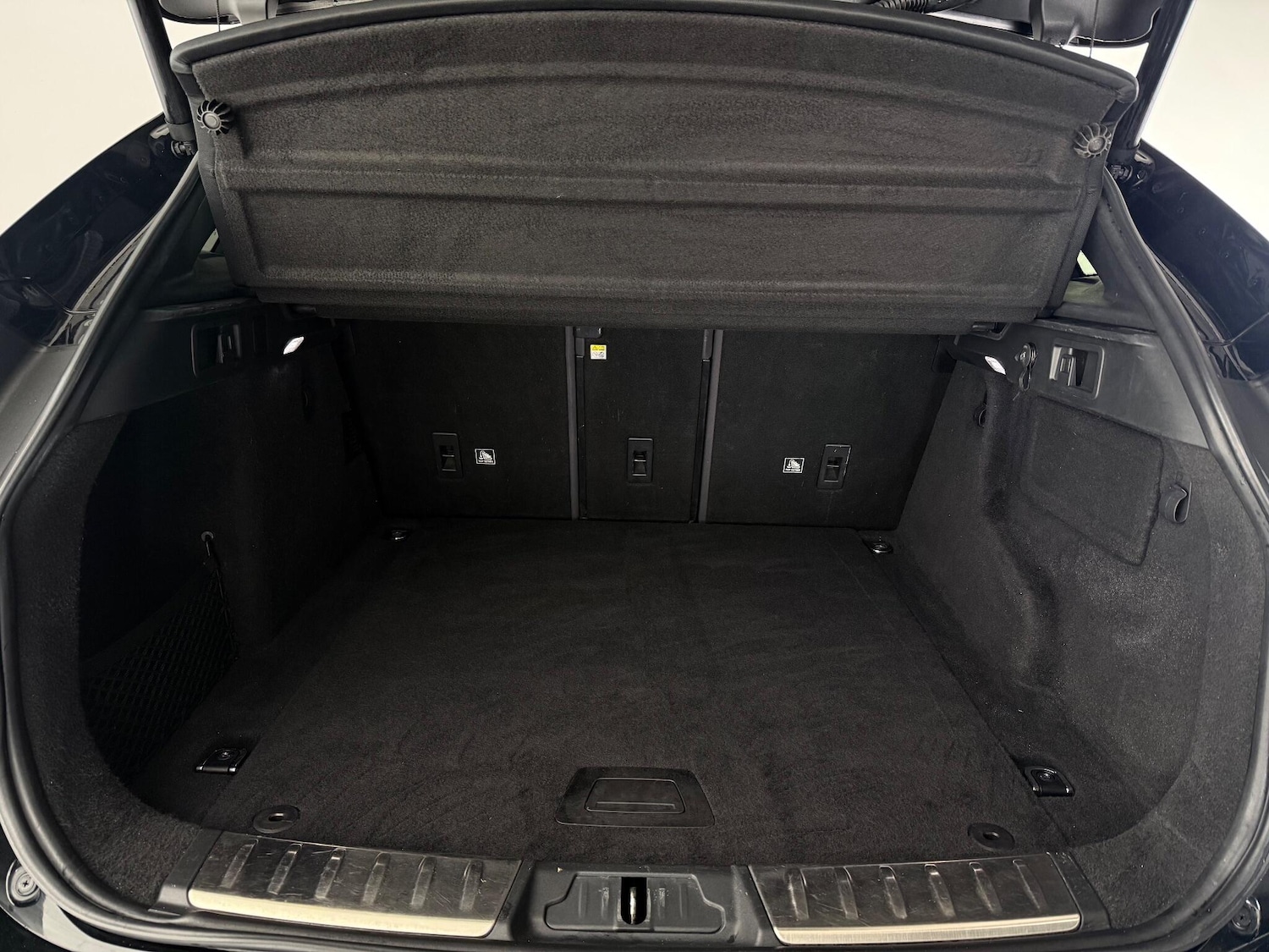 Used Jaguar F-Pace 2019 for sale - 76936567: Photo 13