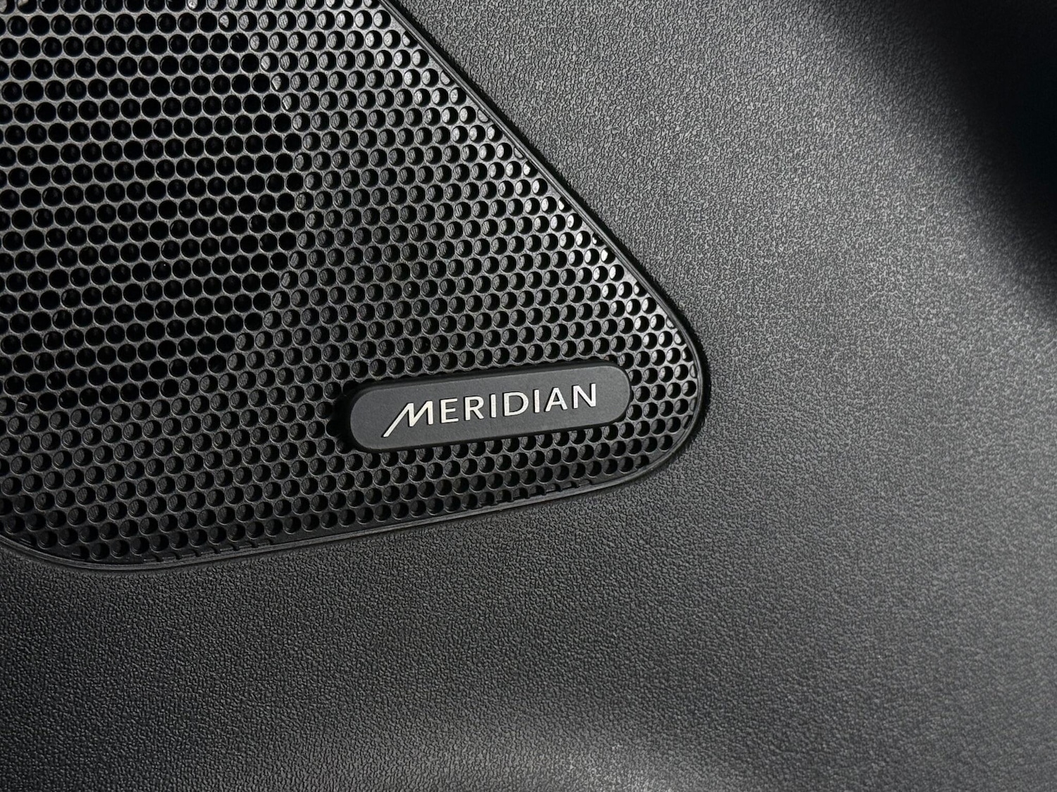 Used Jaguar F-Pace 2019 for sale - 76936567: Photo 29