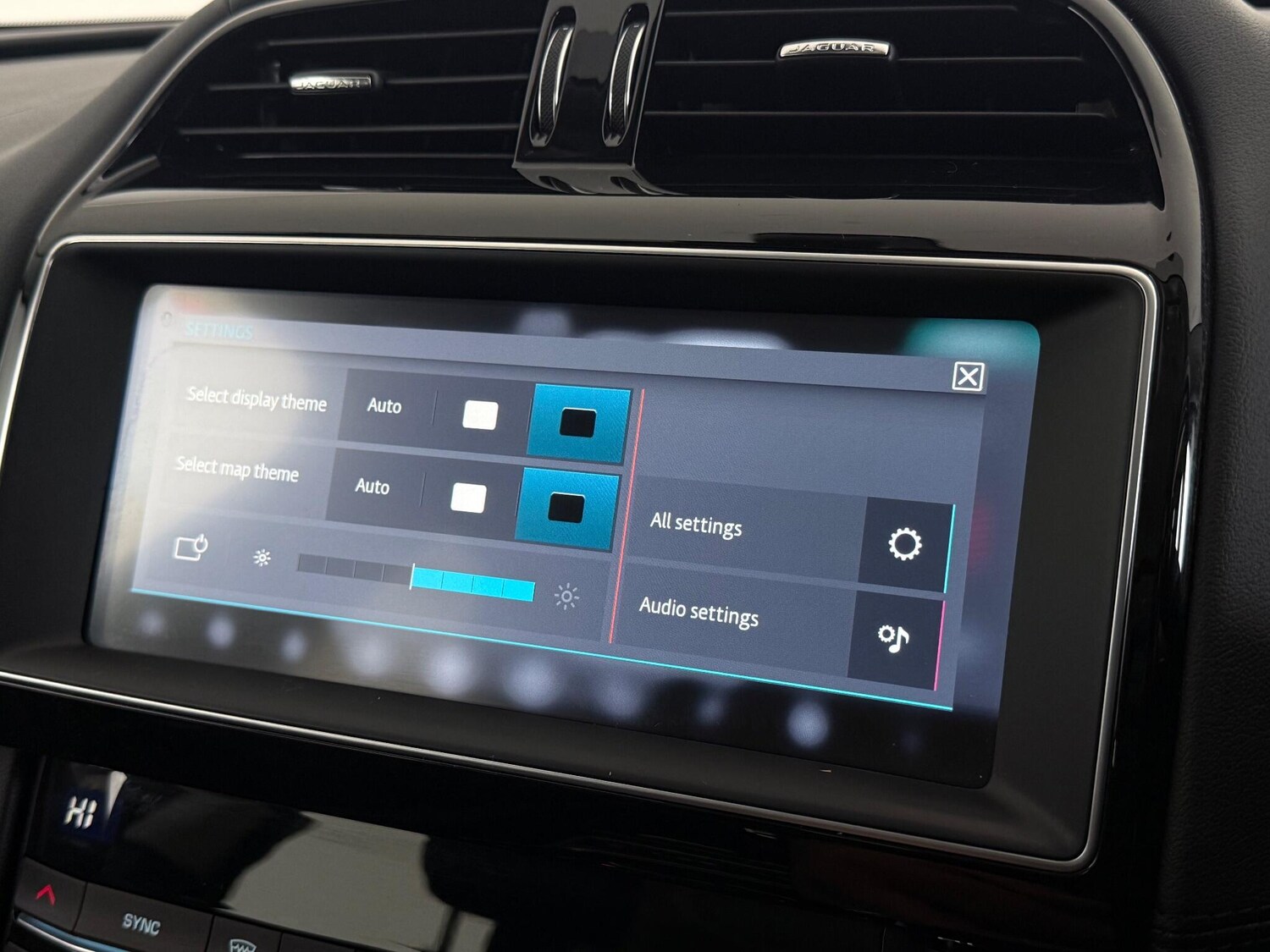 Used Jaguar F-Pace 2019 for sale - 76936567: Photo 38