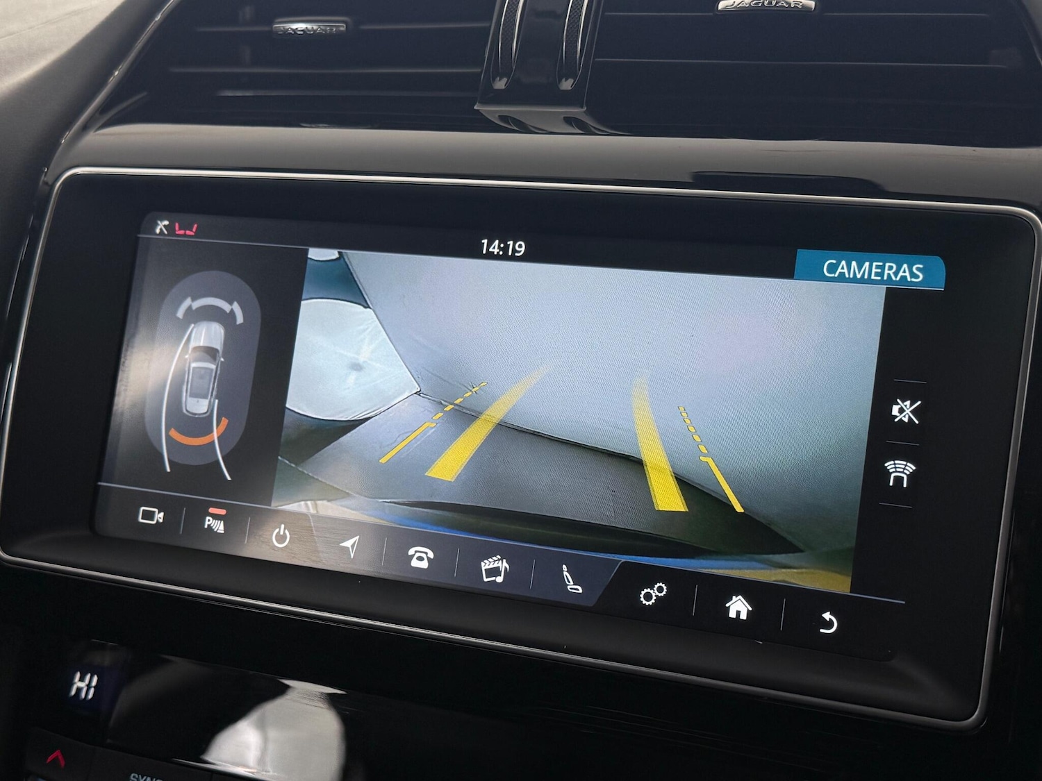 Used Jaguar F-Pace 2019 for sale - 76936567: Photo 41