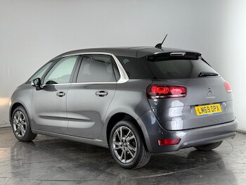 Used Citroen C4 2019 for sale - 77243150: Photo