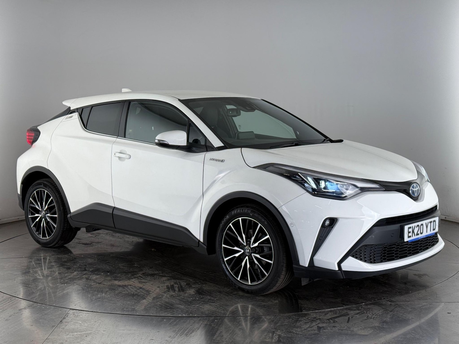 Used Toyota C-HR 2020 for sale - 76468373: Photo 1