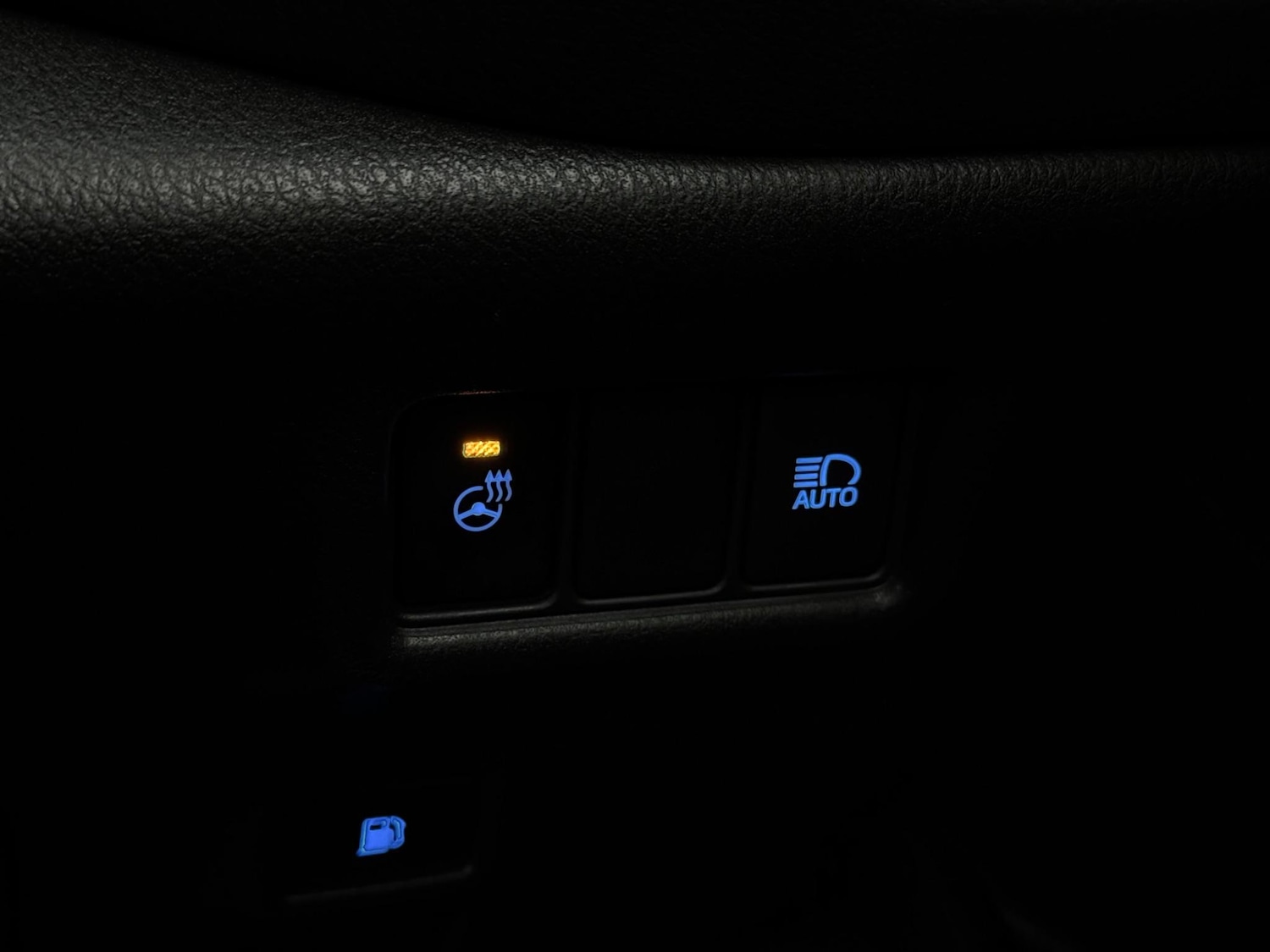 Used Toyota C-HR 2020 for sale - 76468373: Photo 22