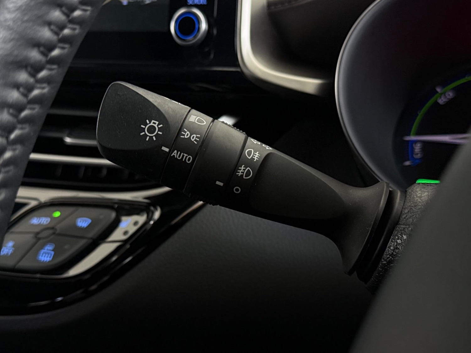 Used Toyota C-HR 2020 for sale - 76468373: Photo 30