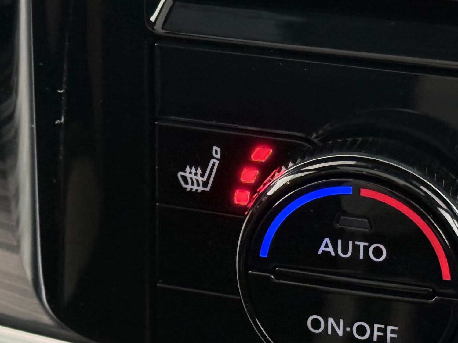 Used Nissan Qashqai 2022 for sale - 76549315: Photo 40