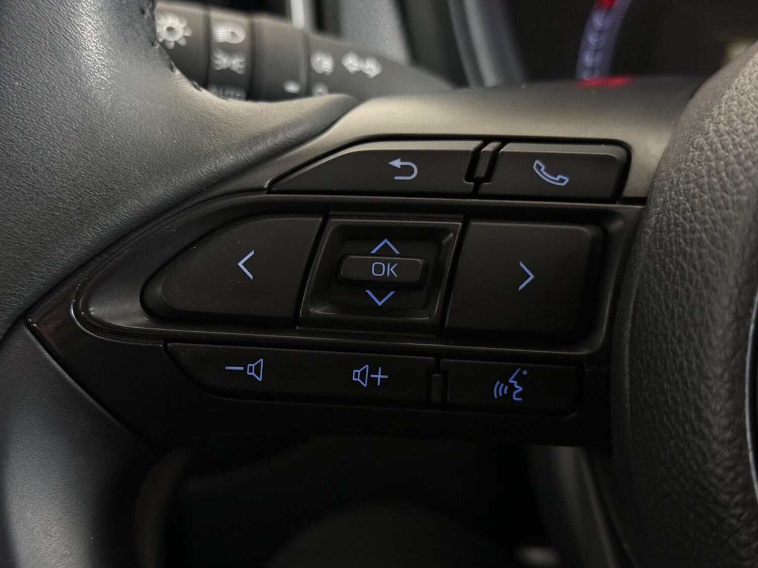 Used Toyota Aygo X 2022 for sale - 77364853: Photo 19