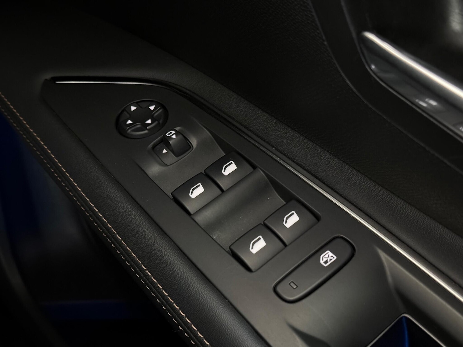 Used Peugeot 3008 2019 for sale - 77181360: Photo 31