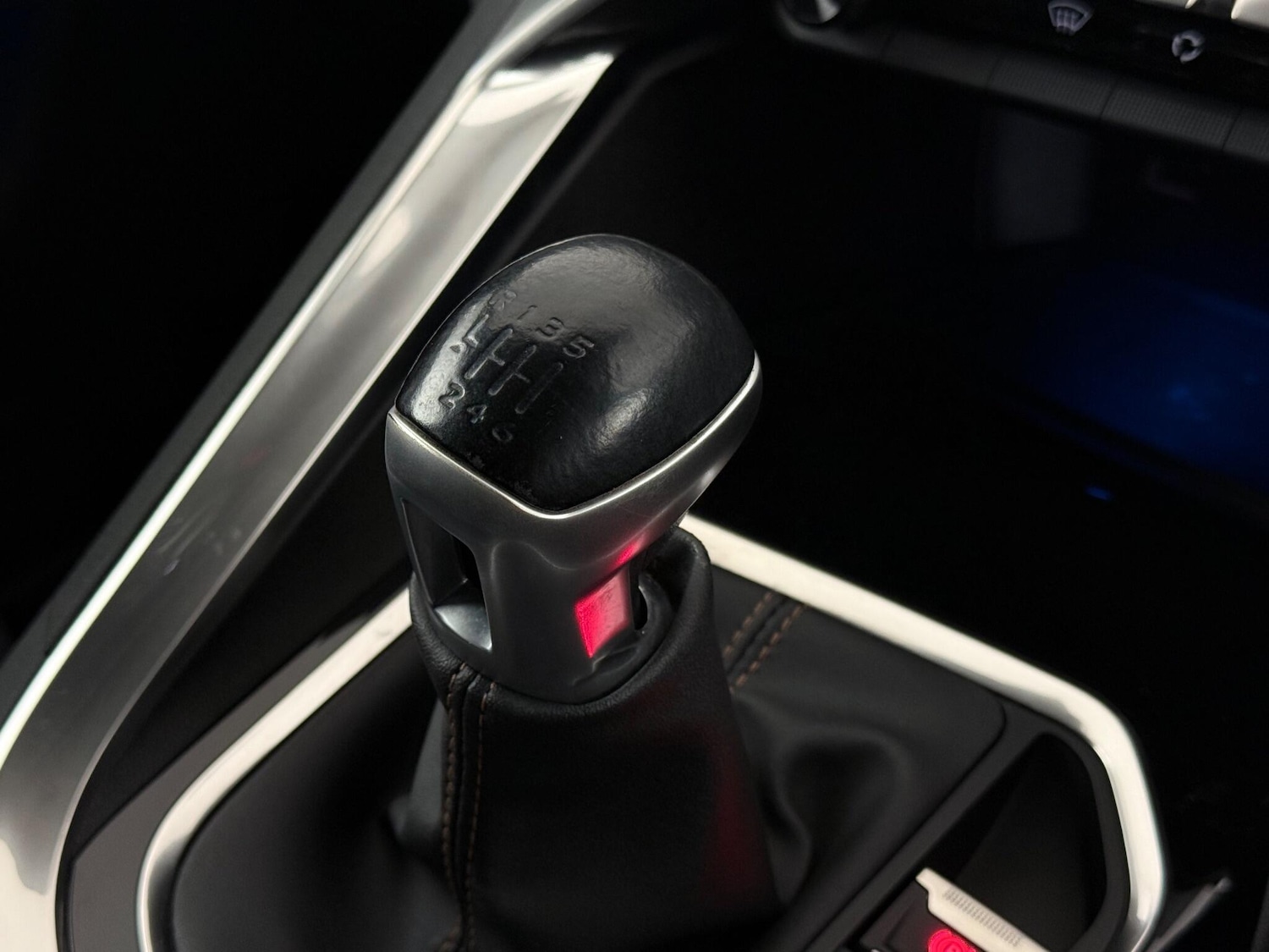 Used Peugeot 3008 2019 for sale - 77181360: Photo 32