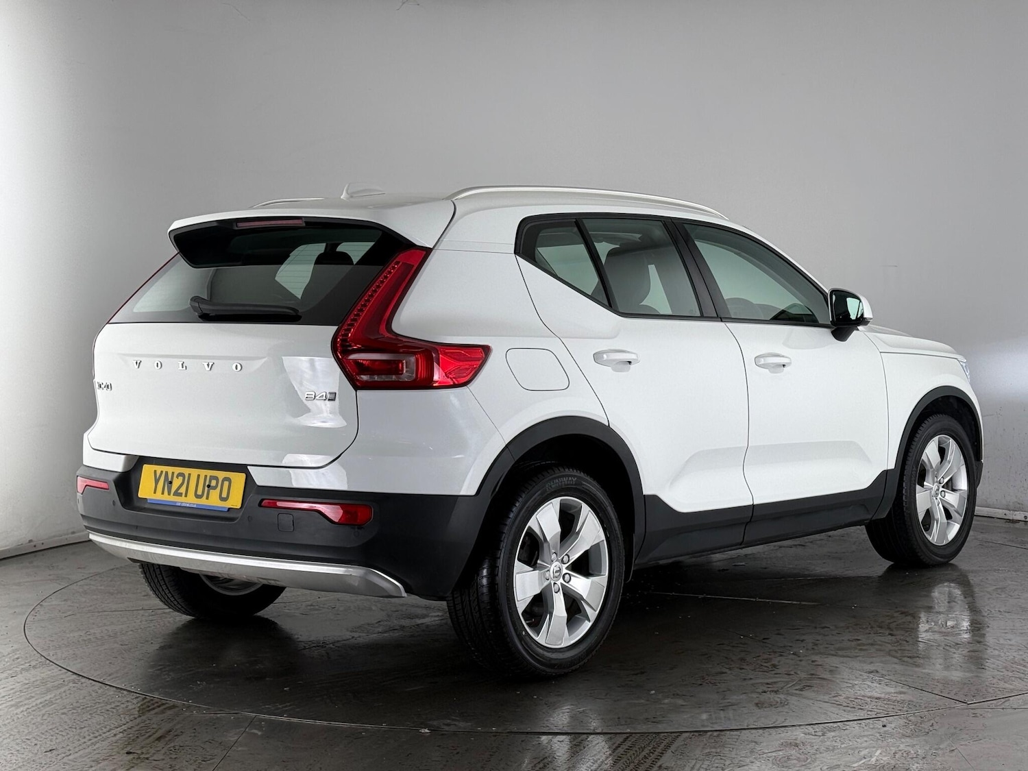 Used Volvo XC40 2021 for sale - 76468096: Photo 5