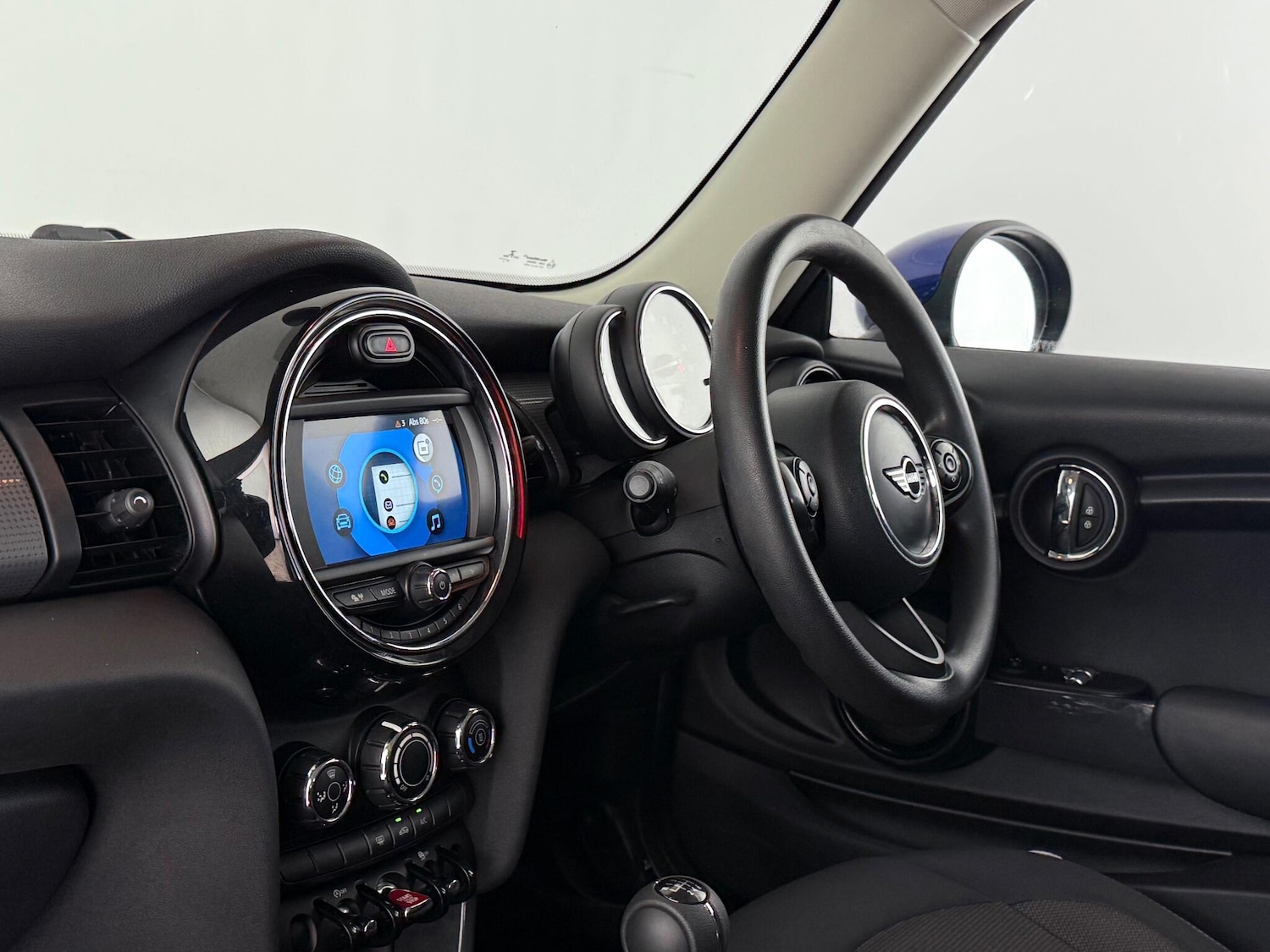 Used MINI Hatch 2018 for sale - 76468630: Photo 18